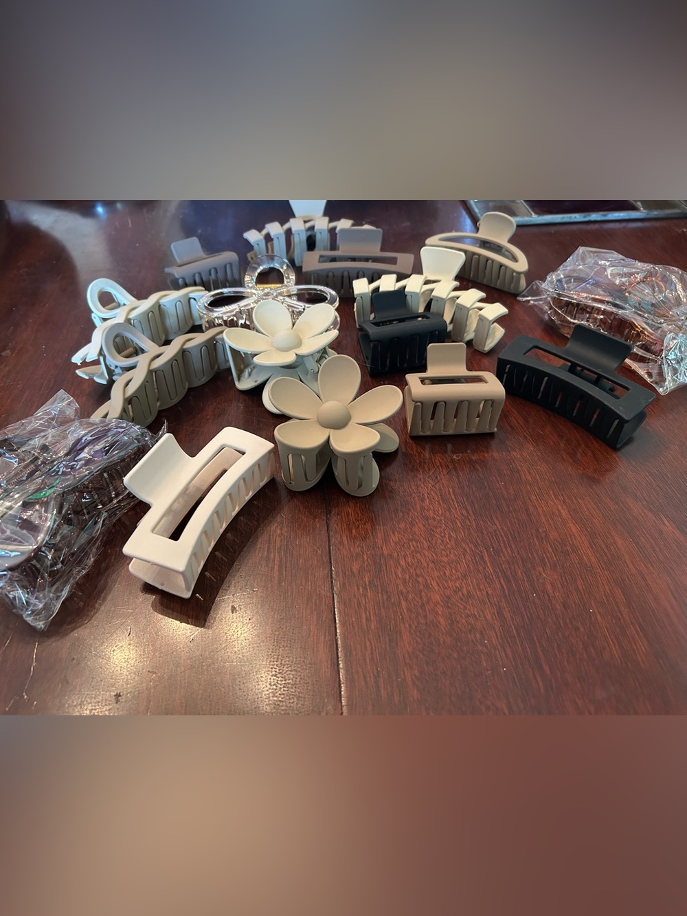 Hair clips